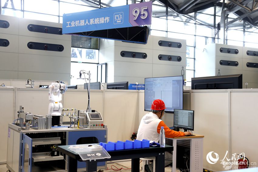 I(y)Cϵy(tng)Ŀِ^(q)W(wng)ӛ ־hz